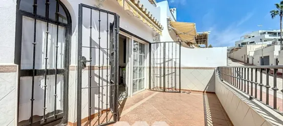 3 Schlafzimmer Haus in Rincon de la Victoria, Spain, Nr. 58521 10