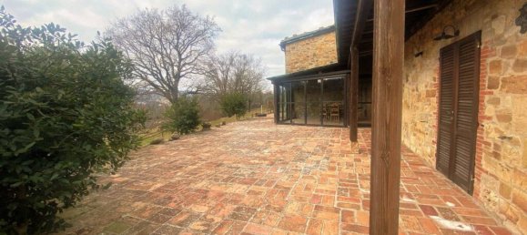 5 bedrooms House in Castelnuovo di Val di Cecina, Italy No. 145263 2