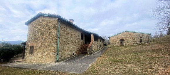 5 bedrooms House in Castelnuovo di Val di Cecina, Italy No. 145263 6