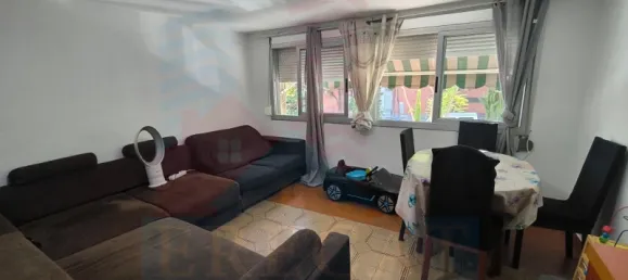 Apartamento de 3 dormitorios en Sabadell, Spain No. 136810 2