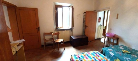 6 rooms House in Arezzo, Italy No. 209559 6