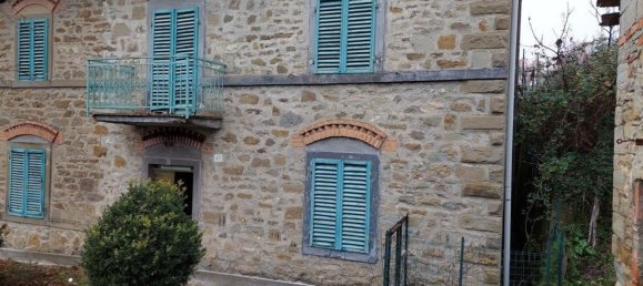 6 rooms House in Arezzo, Italy No. 209559 17