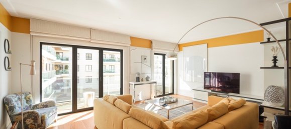 5 bedrooms Apartment in Lisbon, Portugal No. 109365 2