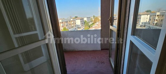 2 bedrooms Apartment in Crema, Italy No. 341477 5
