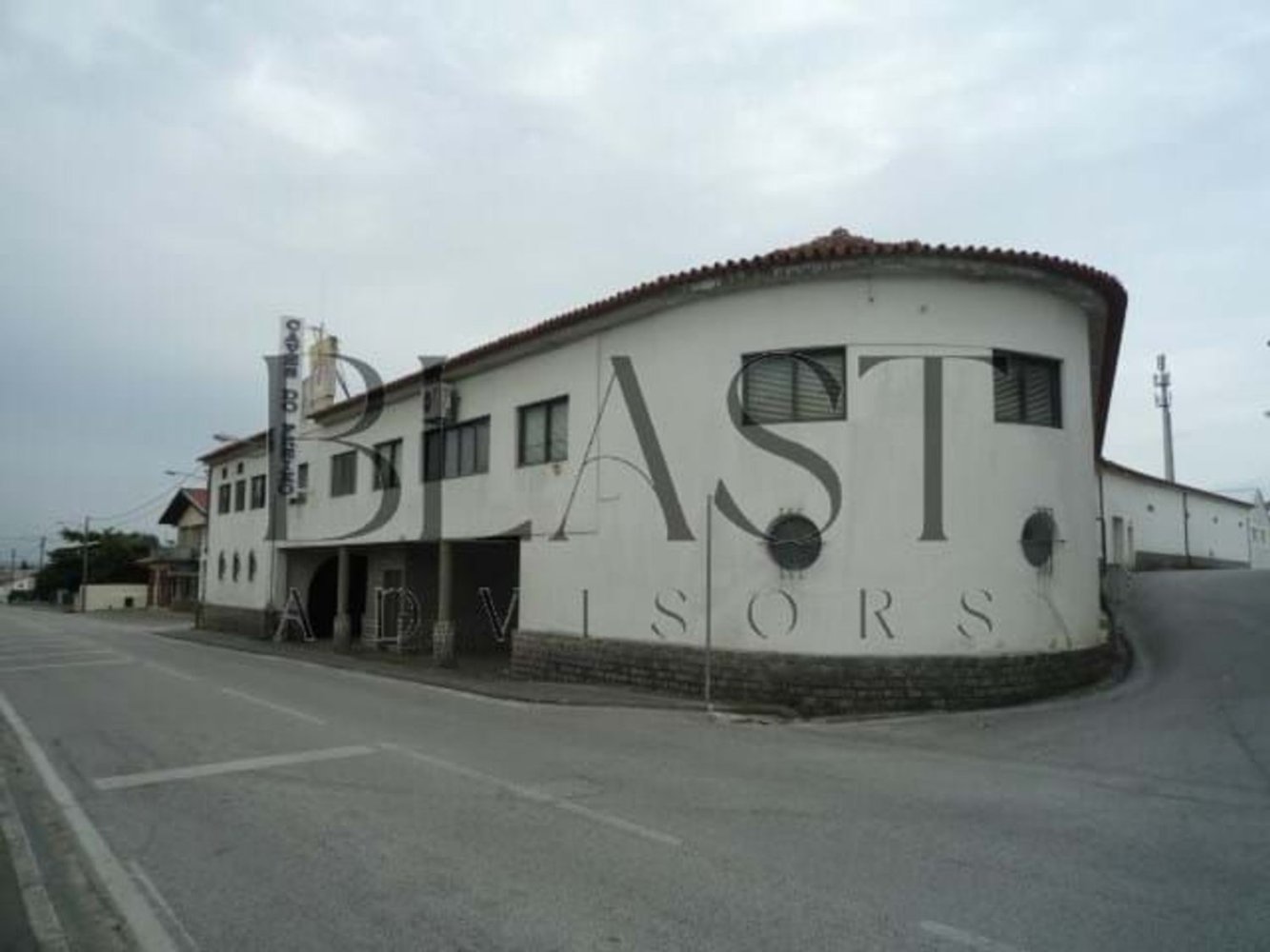 Gebäude in Sangalhos, Portugal 11090m², Nr. 92831