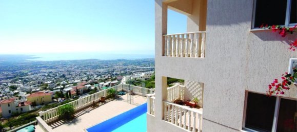 2 bedrooms Villa in Paphos, Cyprus No. 1666 15