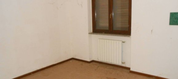 Apartamento de 2 dormitorios en Dorno, Italy No. 295830 3