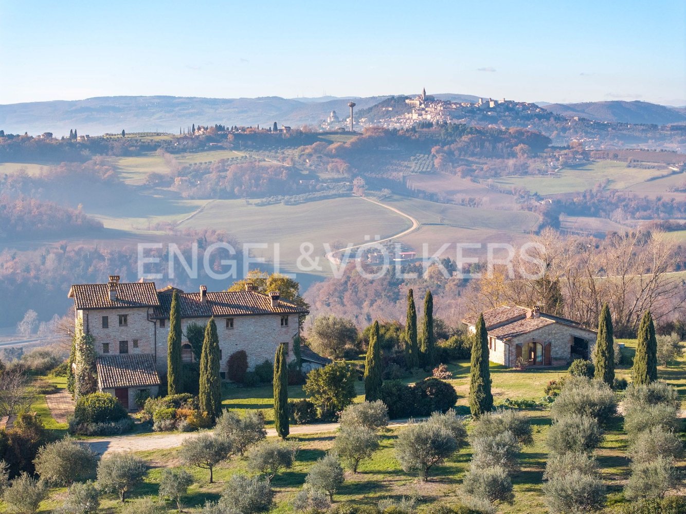 7 bedrooms House in Todi, Italy No. 126712