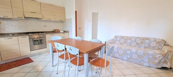 Квартира с 3 спальнями в Римини, Италия № 328031 2