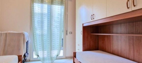 Квартира с 3 спальнями в Римини, Италия № 328031 7