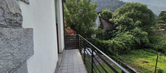 2غرفة شقة في Novate Mezzola, Italy رقم 336461 11