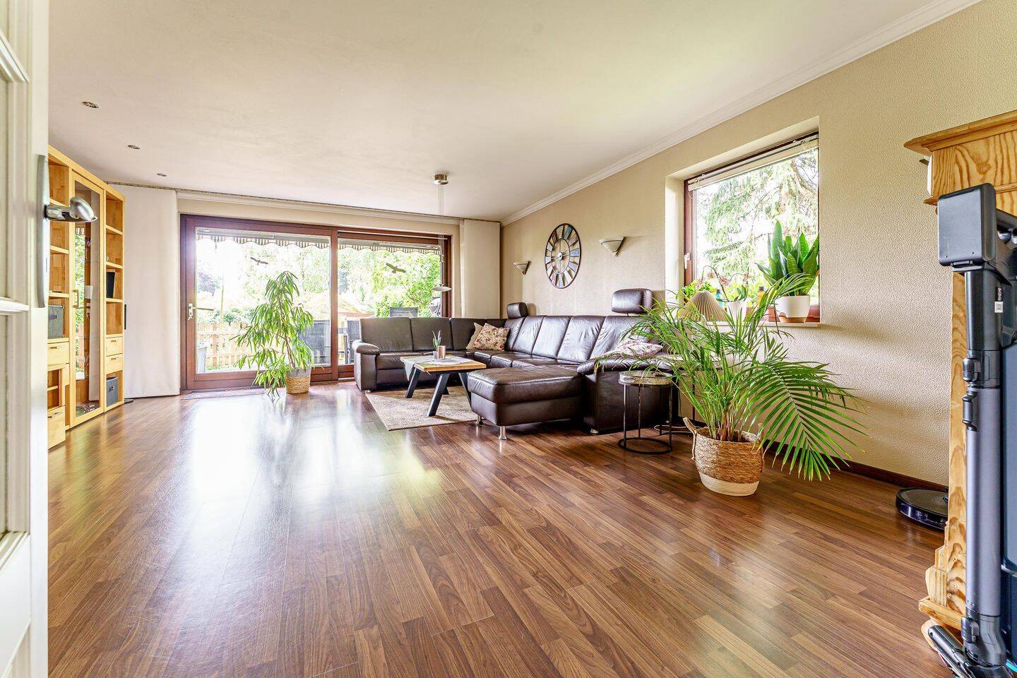 3 غرف نوم شقة في Pinneberg, Germany رقم 244482