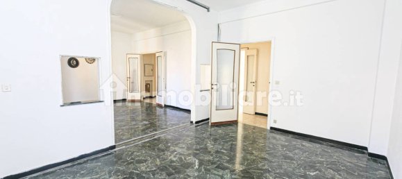 4 bedrooms Apartment in Genoa, Italy No. 329850 15