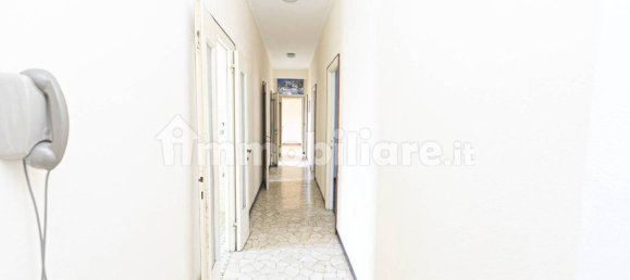 4 bedrooms Apartment in Genoa, Italy No. 329850 23