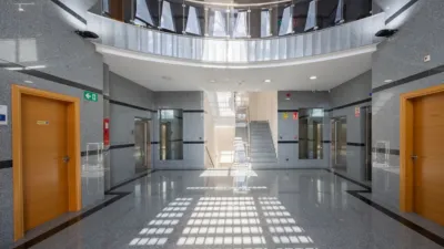 Gebäude in Leganes, Spain 3089m², Nr. 106052