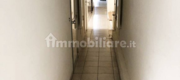 3 rooms Commercial property in Florence, Italy No. 35149 7