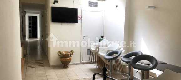 3 rooms Commercial property in Florence, Italy No. 35149 10