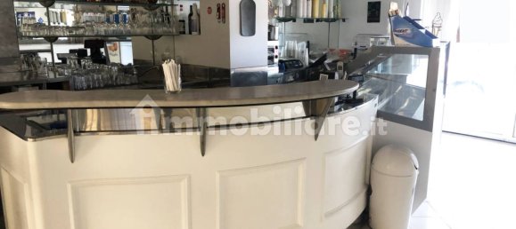 3 rooms Commercial property in Florence, Italy No. 35149 18