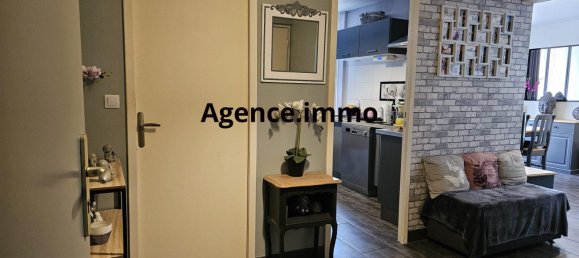 3 bedrooms Apartment in Beauvais, France No. 68710 2
