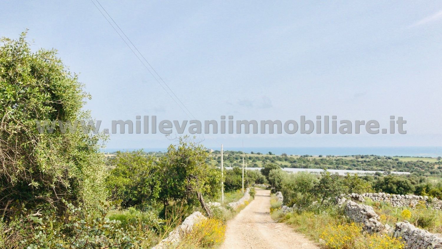 Земельный участок 23000м² в Модика, Италия № 169067