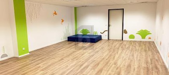 12-Zimmer Gewerbliche Immobilie in München, Germany, Nr. 223172 3