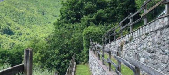 5 bedrooms House in Fabbriche di Vergemoli, Italy No. 315588 10