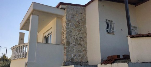6 bedrooms Commercial property in Epanomi, Greece No. 4493 2