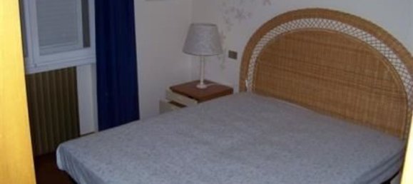 5 bedrooms Apartment in Massa, Italy No. 317867 3