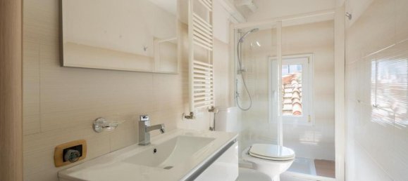 3 rooms Apartment in Florence, Italy No. 195822 17