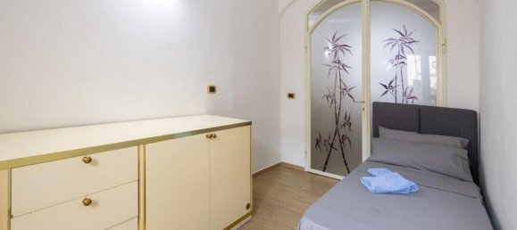 3 rooms Apartment in Florence, Italy No. 195822 15