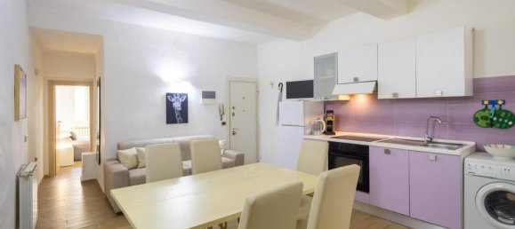 3 rooms Apartment in Florence, Italy No. 195822 2