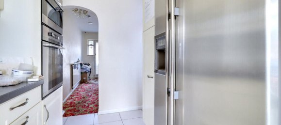 3 bedrooms House in Croydon, United Kingdom No. 4859 6