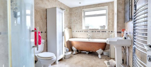 3 bedrooms House in Croydon, United Kingdom No. 4859 4