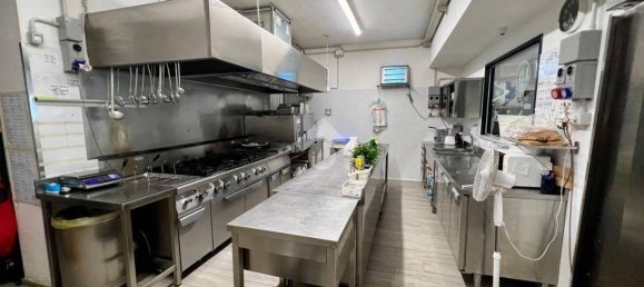 160m² Commercial property in Castellalto, Italy No. 267265 6