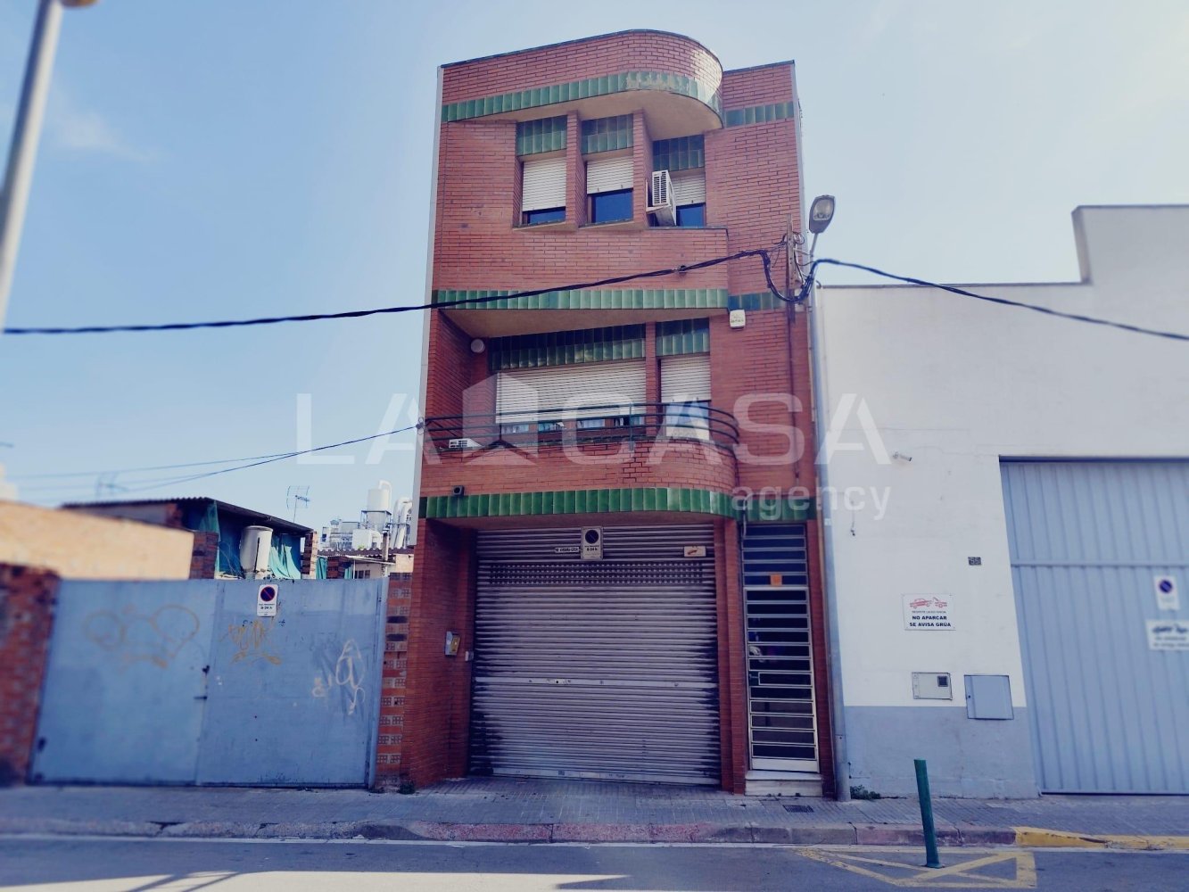 6 bedrooms Townhouse in Granollers, Spain No. 147765