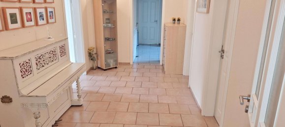 Здание с 6 спальнями в Дитмаршен, Германия № 90613 8