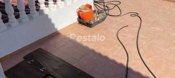 5 bedrooms House in Aradippou, Cyprus No. 15145 8