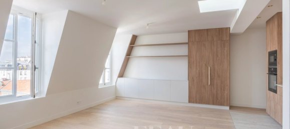 3 bedrooms Apartment in Paris, France No. 346353 10
