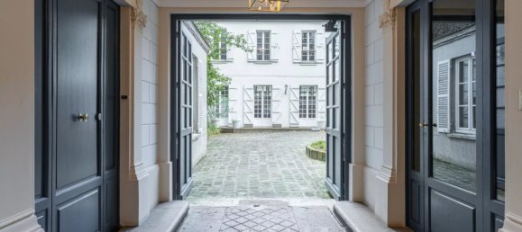 3 bedrooms Apartment in Paris, France No. 346353 24