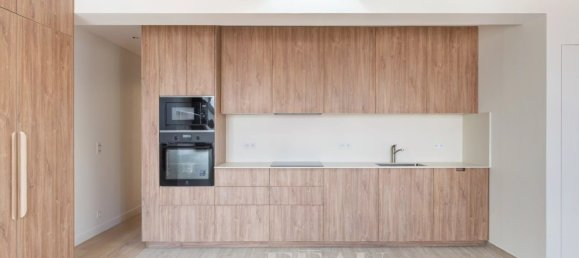 3 bedrooms Apartment in Paris, France No. 346353 12