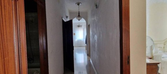 Дом с 5 комнатами в Сторнара, Италия № 92485 15