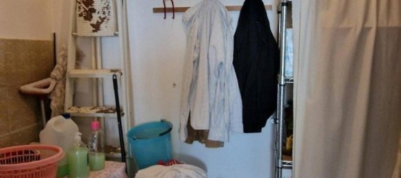 Дом с 5 комнатами в Сторнара, Италия № 92485 5