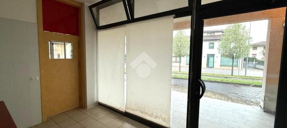 3غرفة عقار تجاري في Campodoro, Italy رقم 257671 5