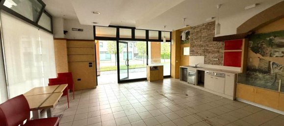 3غرفة عقار تجاري في Campodoro, Italy رقم 257671 20