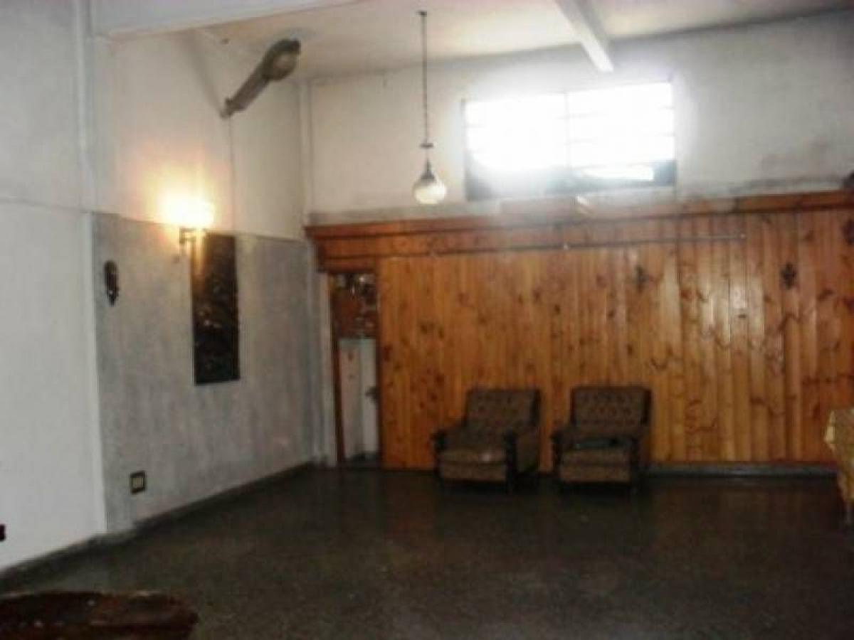 2 bedrooms House in Lanus, Argentina No. 2910