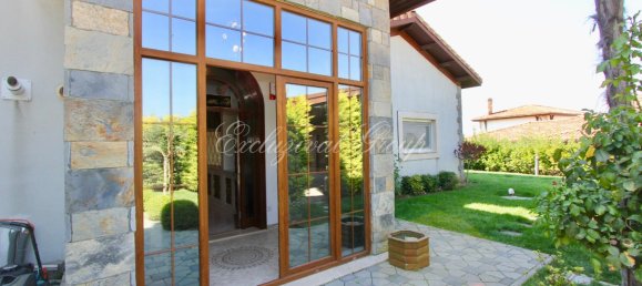 Villa 5+1 in Istanbul, Turkey No. 28598 5