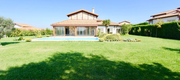 Villa 5+1 in Istanbul, Turkey No. 28598 12