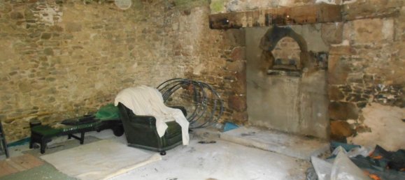 2 bedrooms Commercial property in Pre-en-Pail-Saint-Samson, France No. 1839 5