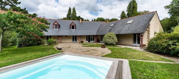 4 bedrooms Castles in Ambon, France No. 284639 2