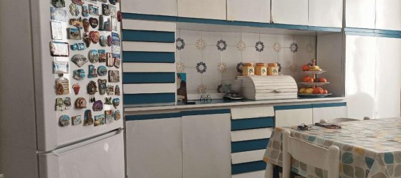 Apartamento de 4 habitaciónes en Trani, Italy No. 9142 8